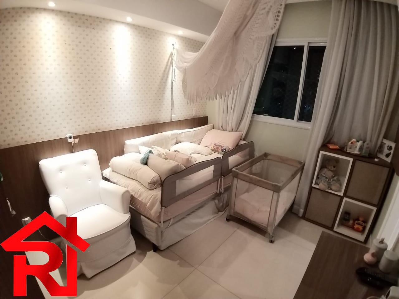 Apartamento à venda com 3 quartos, 183m² - Foto 9