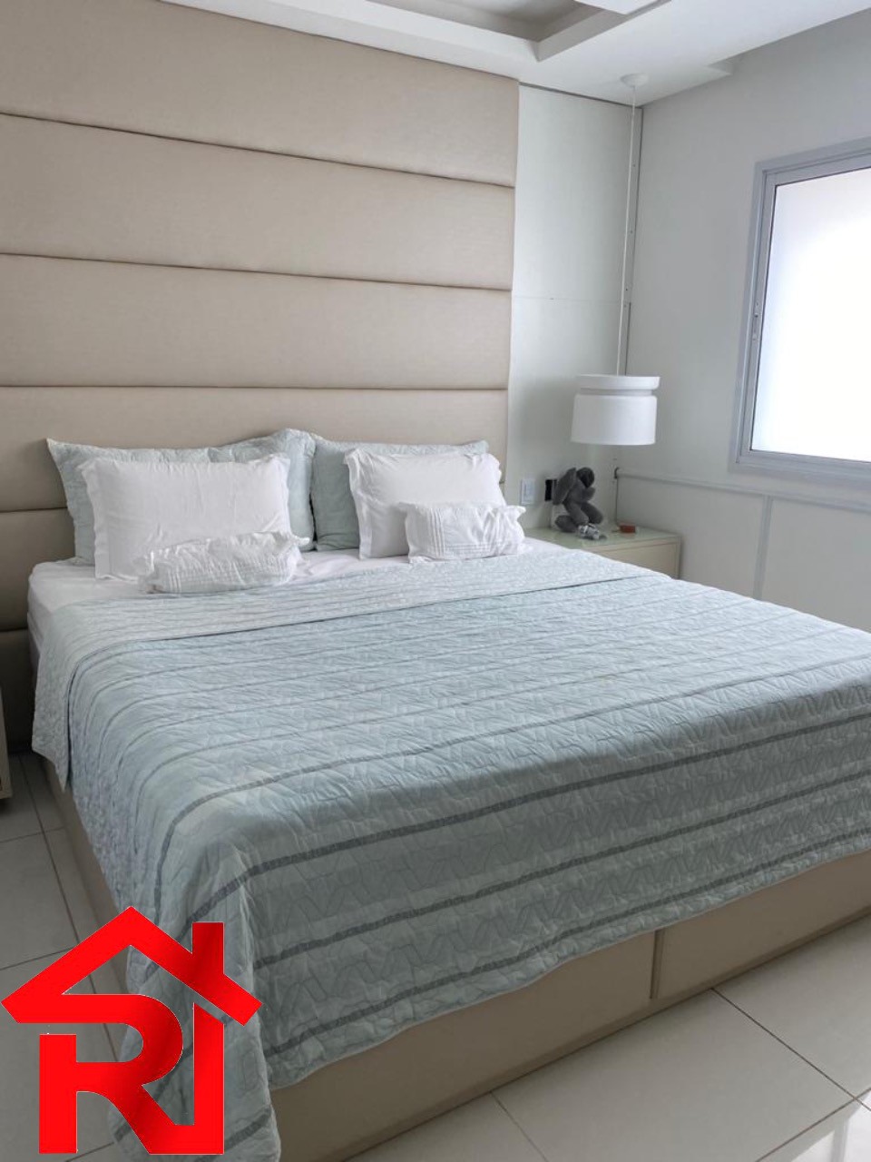 Apartamento à venda com 3 quartos, 187m² - Foto 18