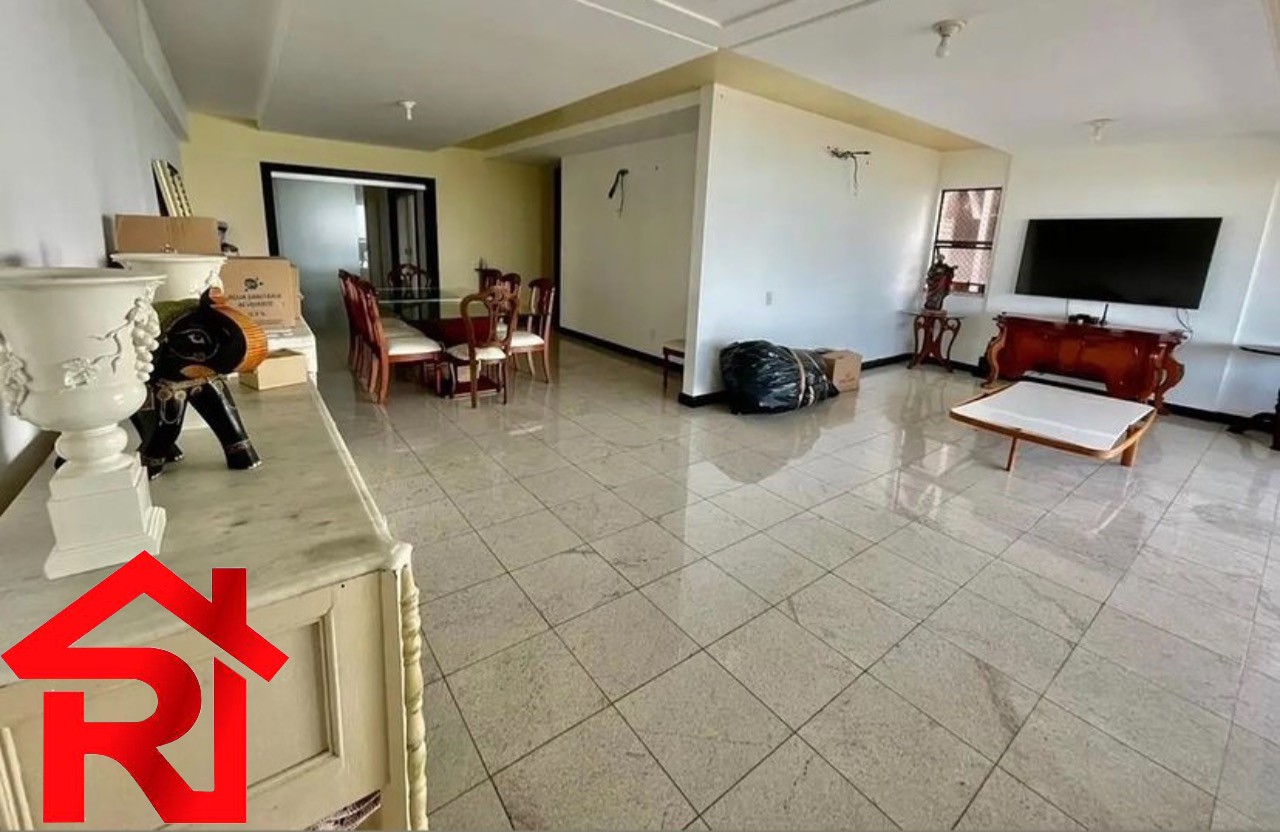 Apartamento à venda com 4 quartos, 300m² - Foto 2