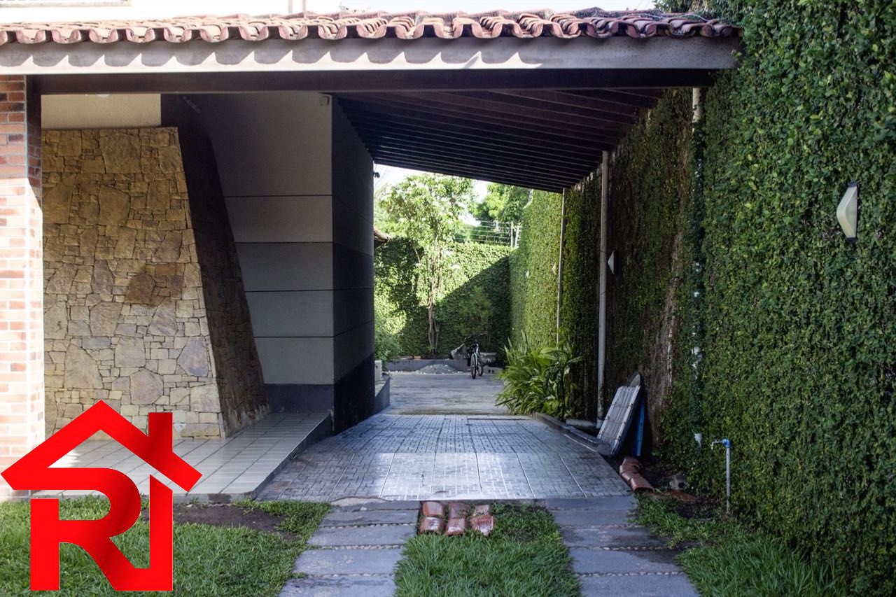 Casa à venda com 4 quartos, 700m² - Foto 10