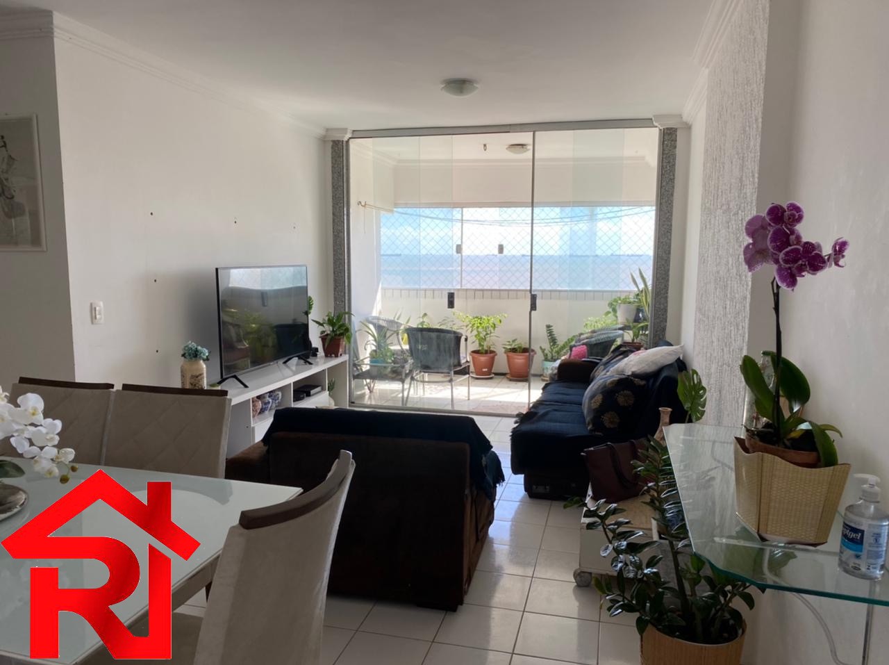 Apartamento à venda com 3 quartos, 114m² - Foto 3