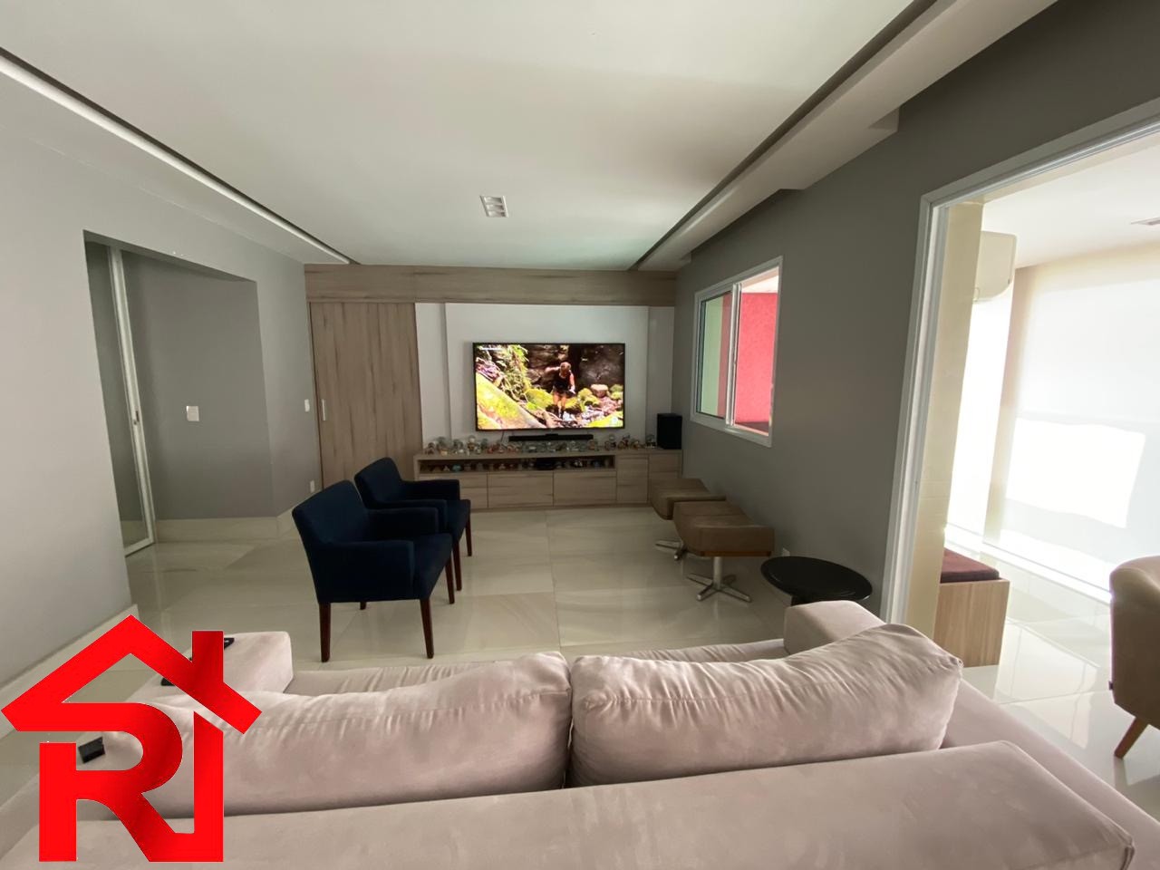 Apartamento à venda com 3 quartos, 142m² - Foto 10