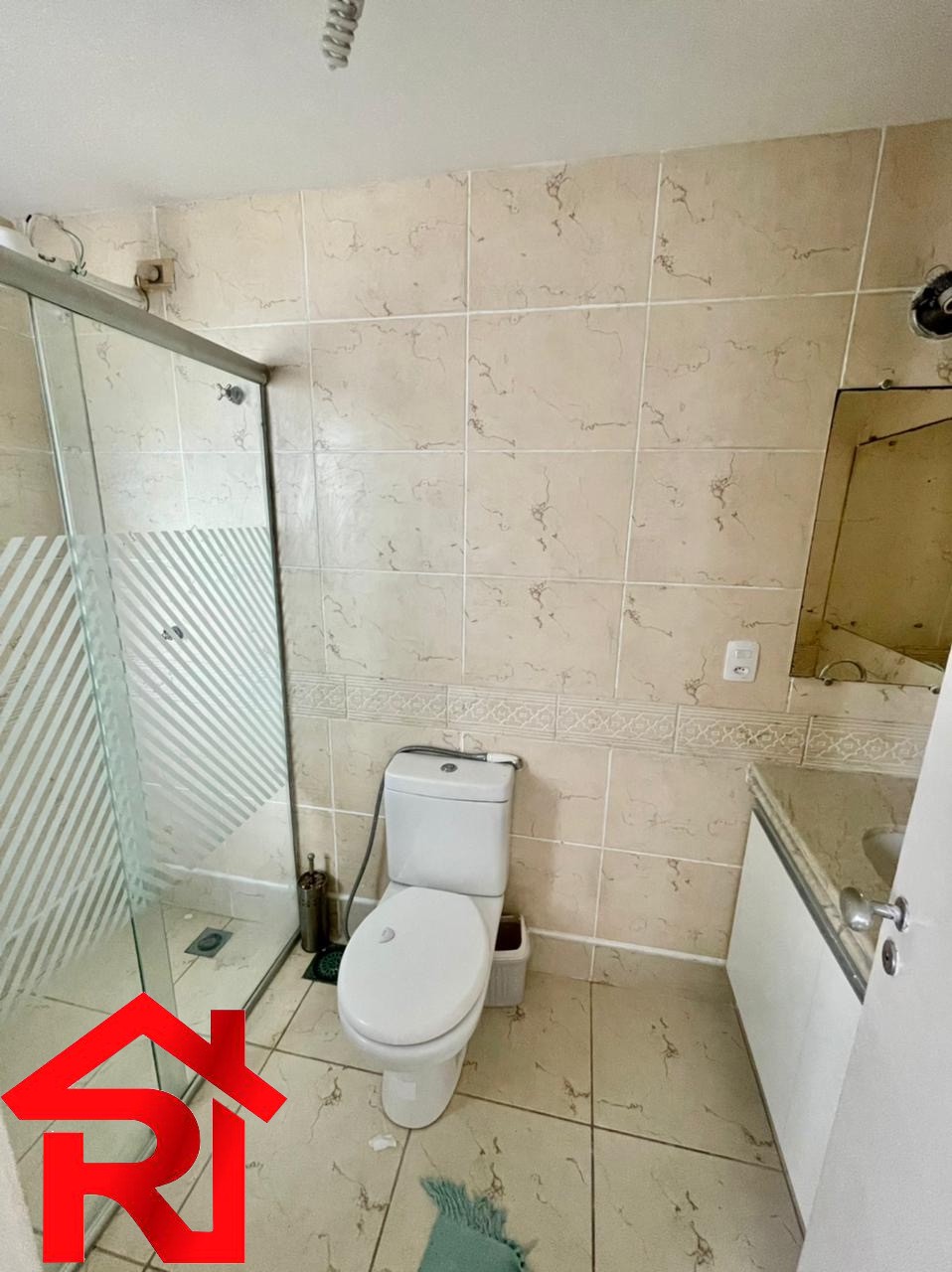 Apartamento à venda com 3 quartos, 180m² - Foto 4