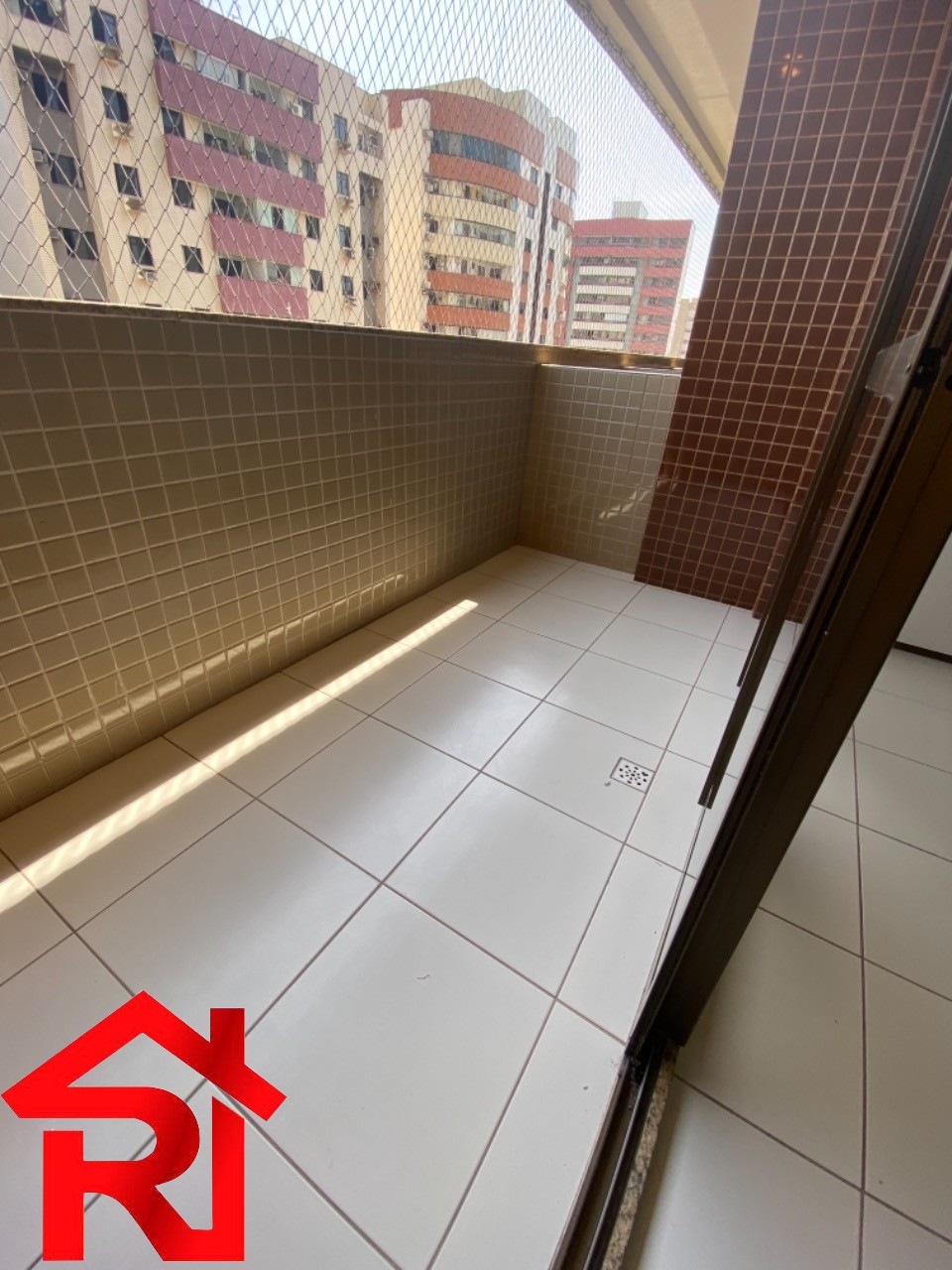 Apartamento à venda com 3 quartos, 105m² - Foto 20