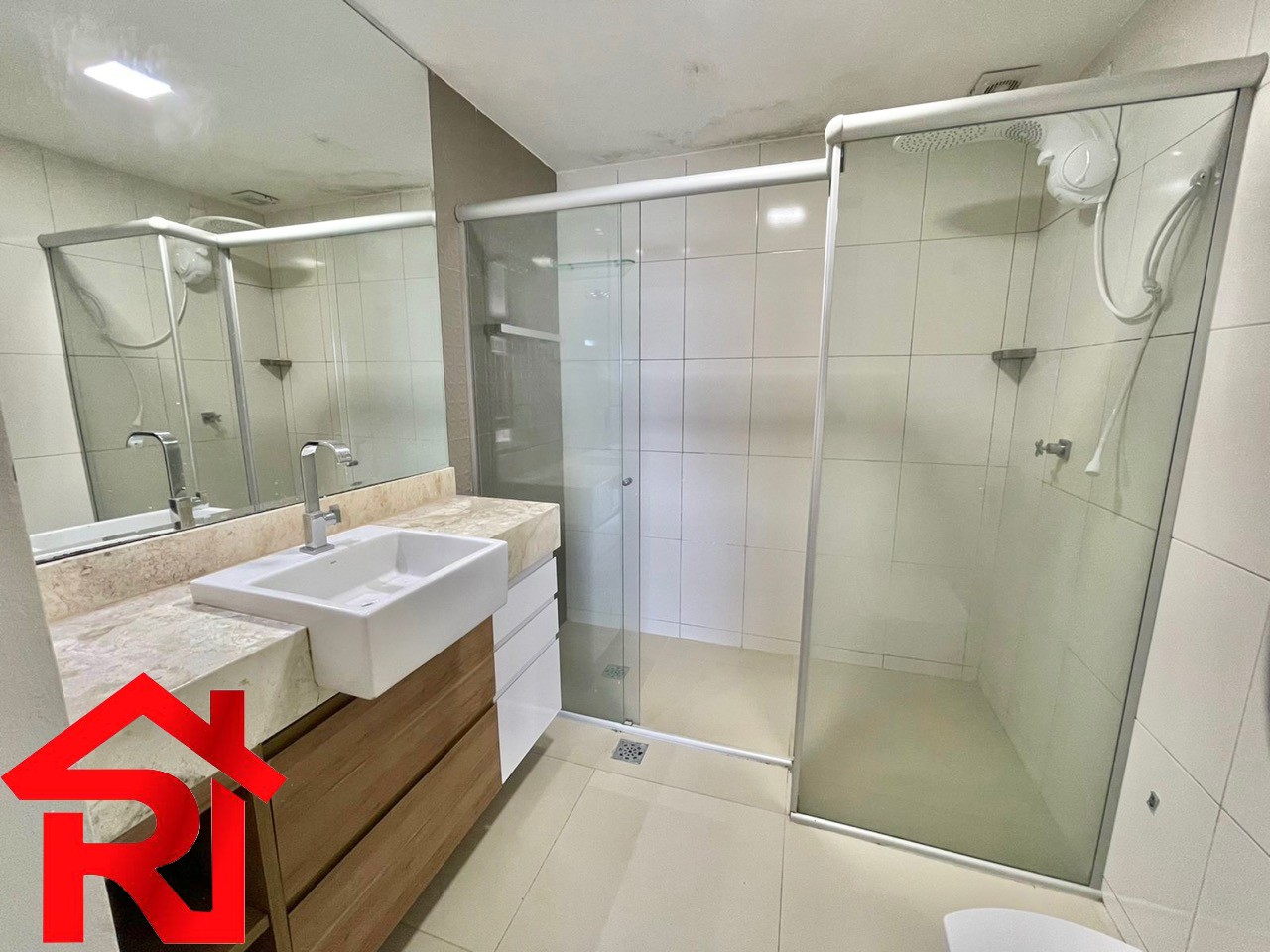 Apartamento à venda com 3 quartos, 170m² - Foto 3