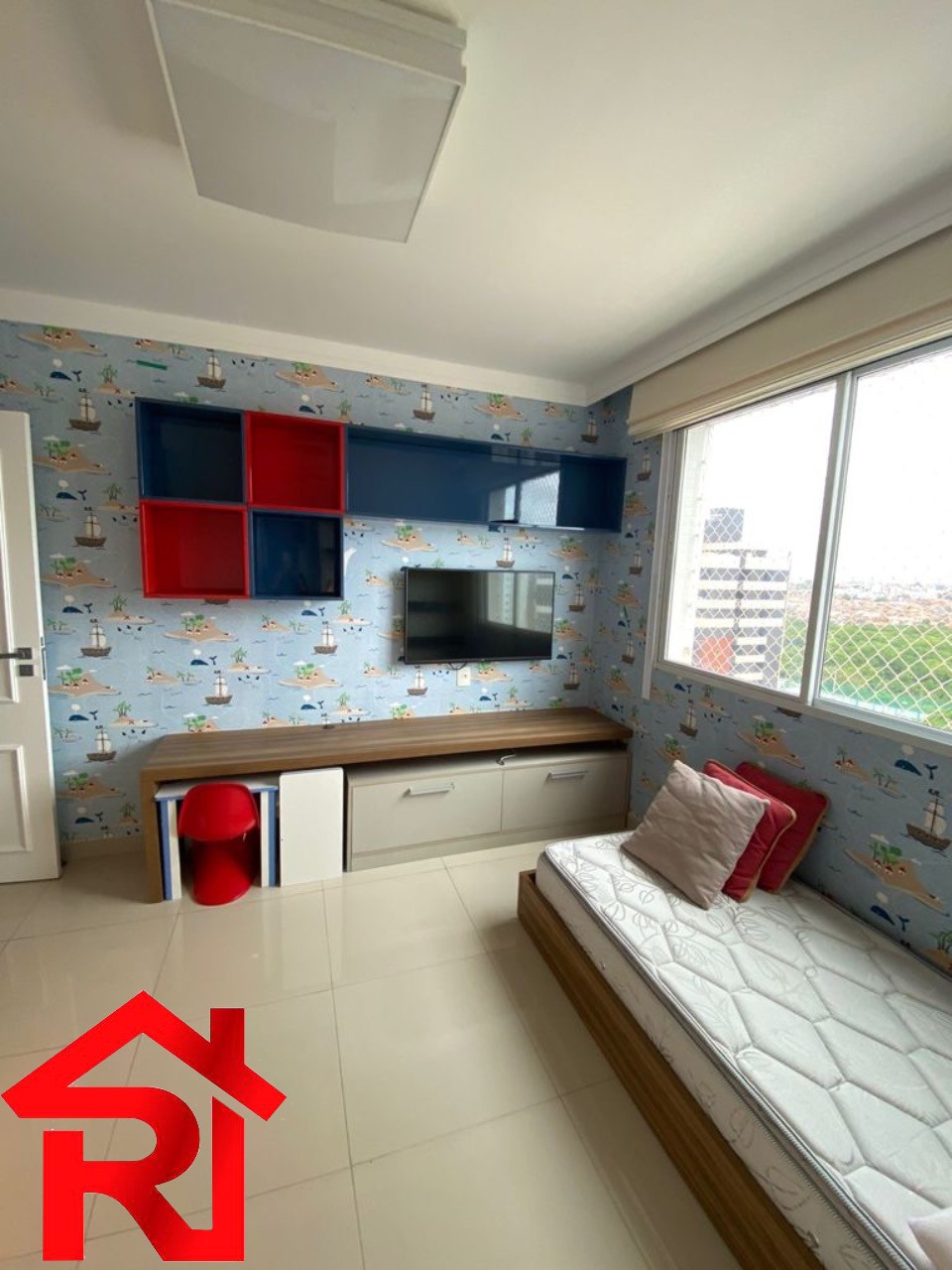 Apartamento para alugar com 3 quartos, 250m² - Foto 4