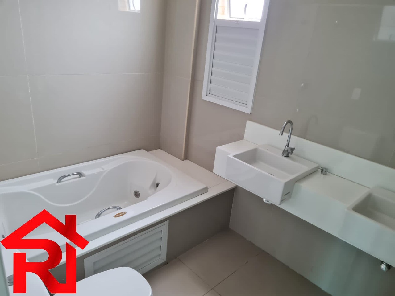 Apartamento à venda com 3 quartos, 167m² - Foto 6