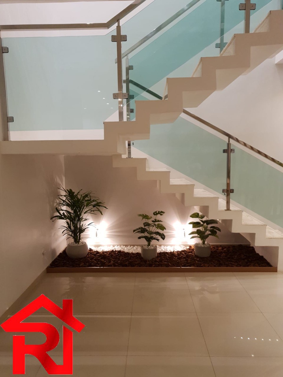 Casa à venda com 4 quartos, 360m² - Foto 3