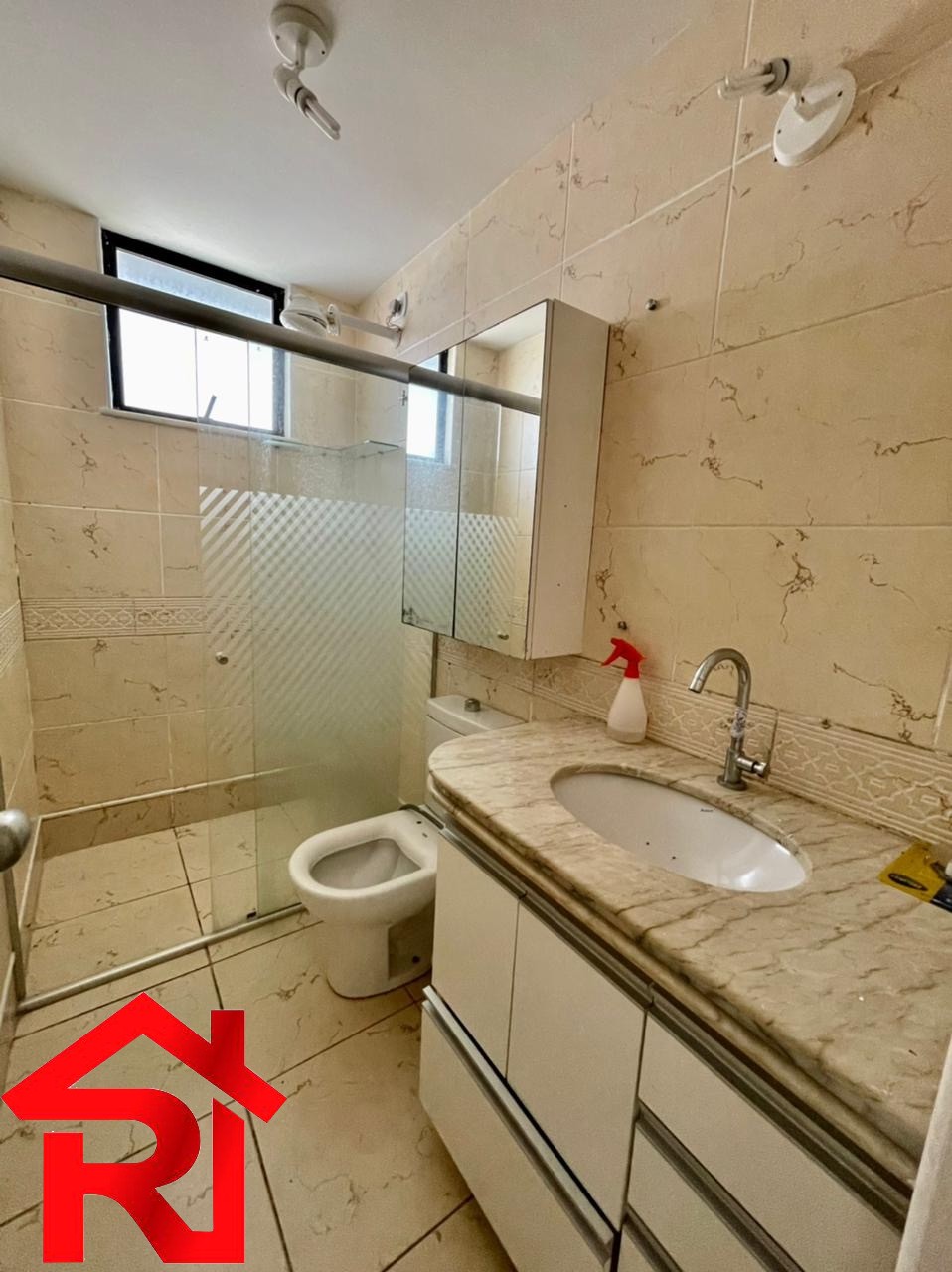 Apartamento à venda com 3 quartos, 180m² - Foto 7