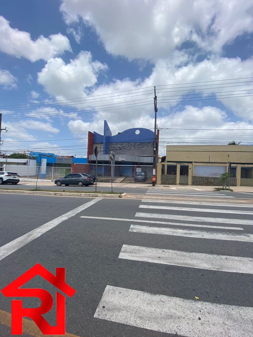 Prédio Inteiro, 1400 m² - Foto 1