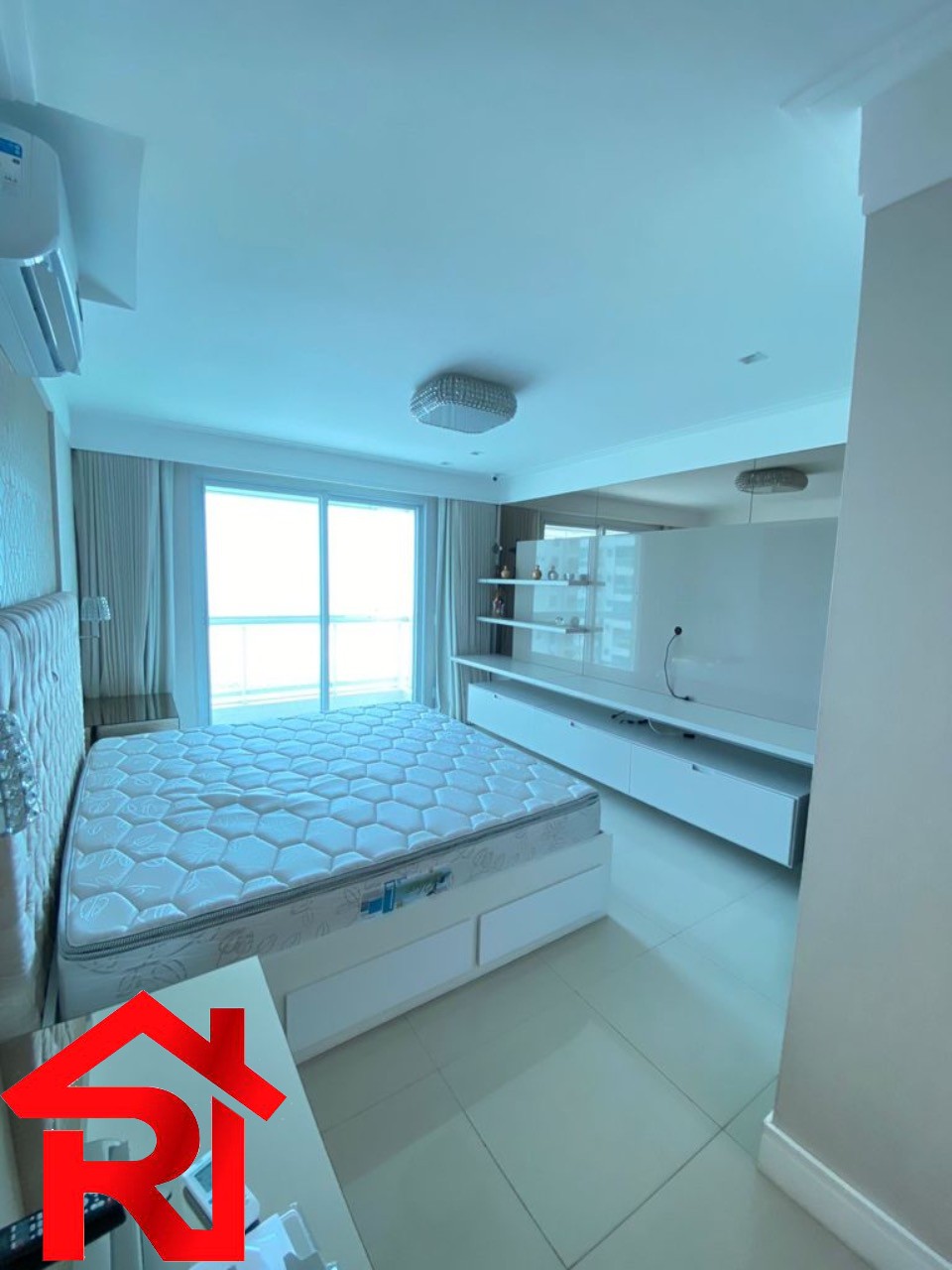 Apartamento para alugar com 3 quartos, 250m² - Foto 7