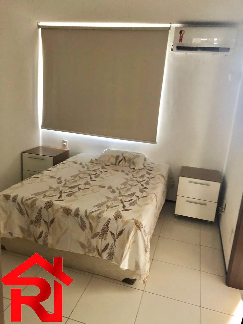 Apartamento para alugar com 3 quartos, 198m² - Foto 8