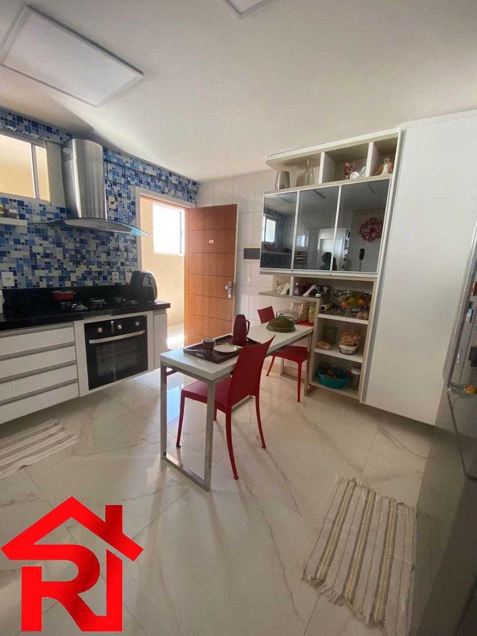 Apartamento à venda com 3 quartos, 145m² - Foto 6