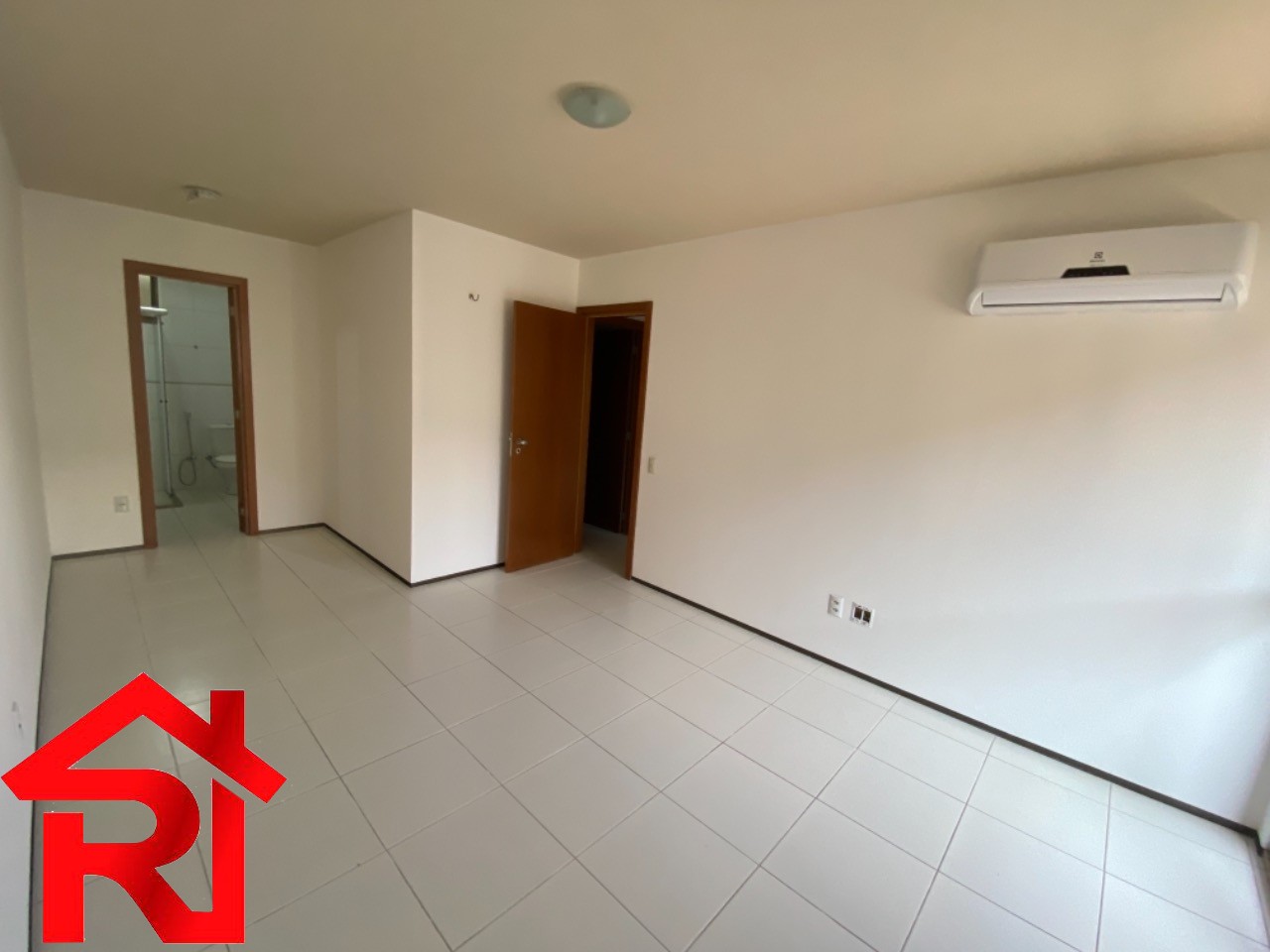 Apartamento à venda com 3 quartos, 105m² - Foto 11