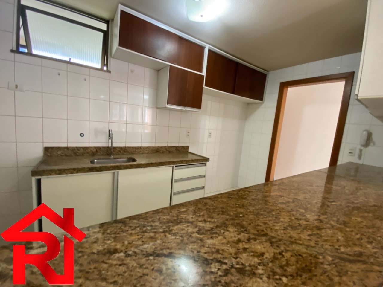 Apartamento à venda com 3 quartos, 105m² - Foto 5