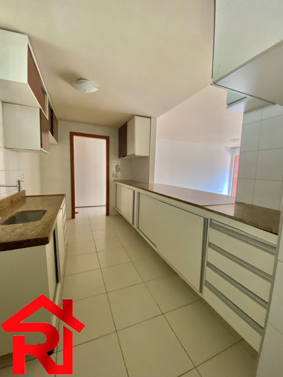 Apartamento à venda com 3 quartos, 105m² - Foto 6