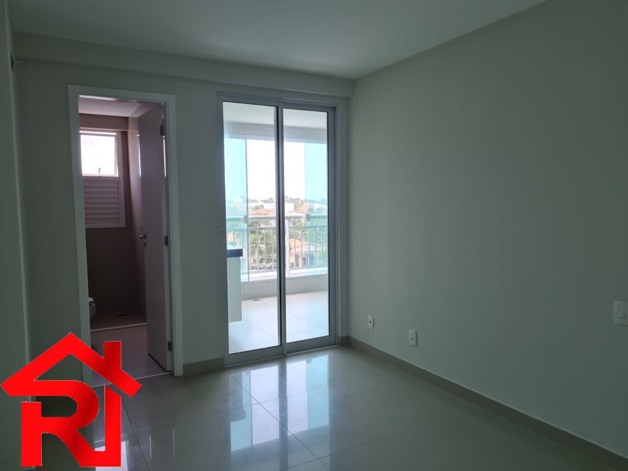 Apartamento à venda com 3 quartos, 167m² - Foto 9