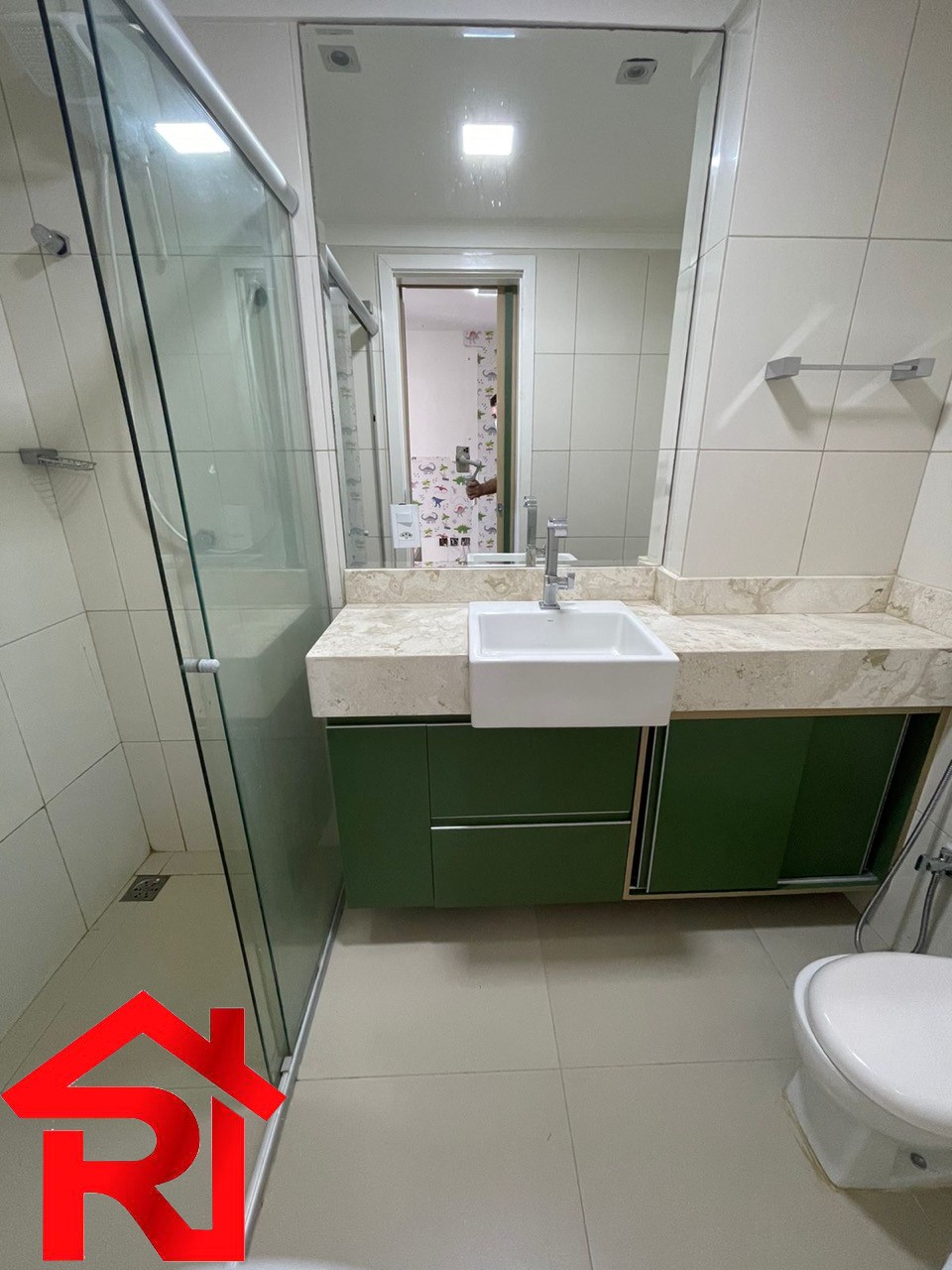 Apartamento à venda com 3 quartos, 170m² - Foto 6