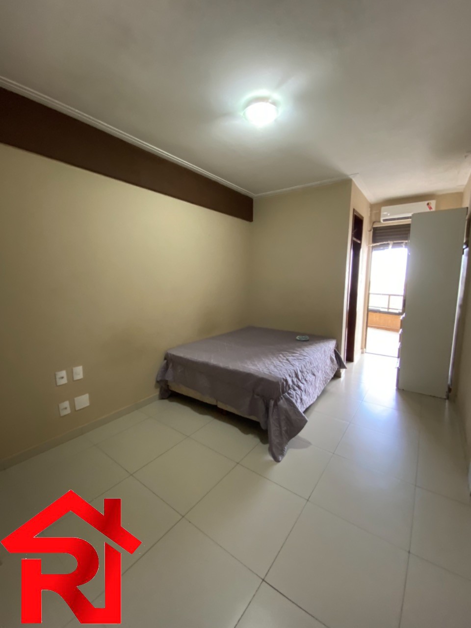 Apartamento para alugar com 4 quartos, 235m² - Foto 9