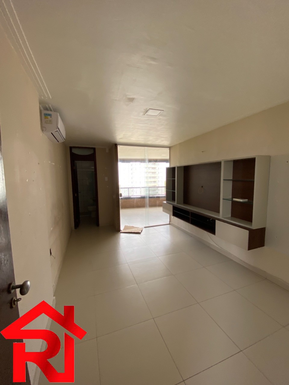 Apartamento para alugar com 4 quartos, 235m² - Foto 7