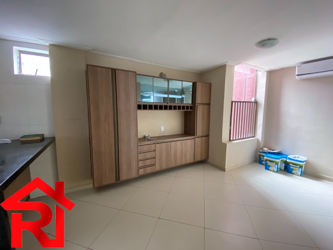 Apartamento para alugar com 4 quartos, 235m² - Foto 13