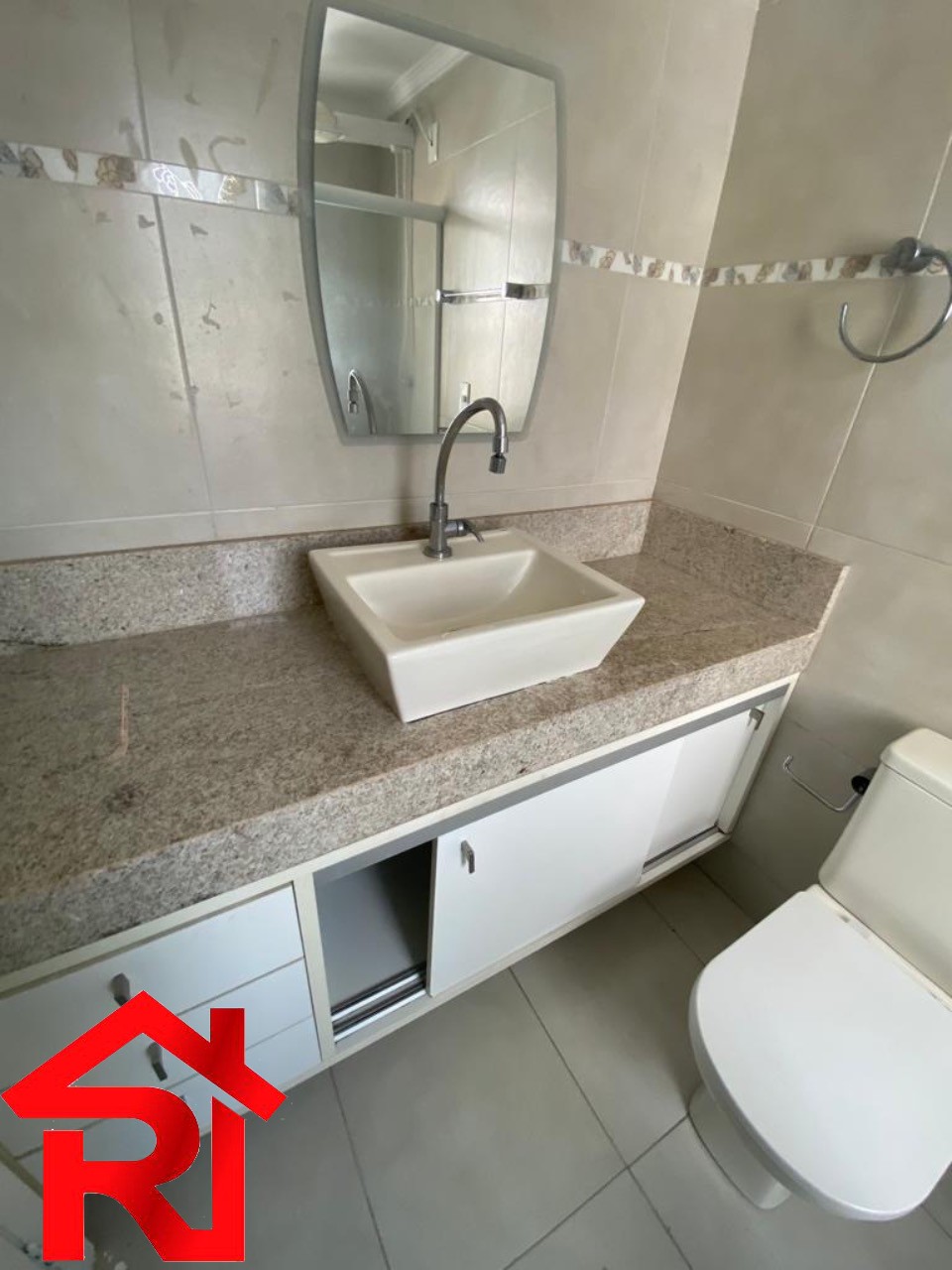 Apartamento à venda com 3 quartos, 156m² - Foto 13