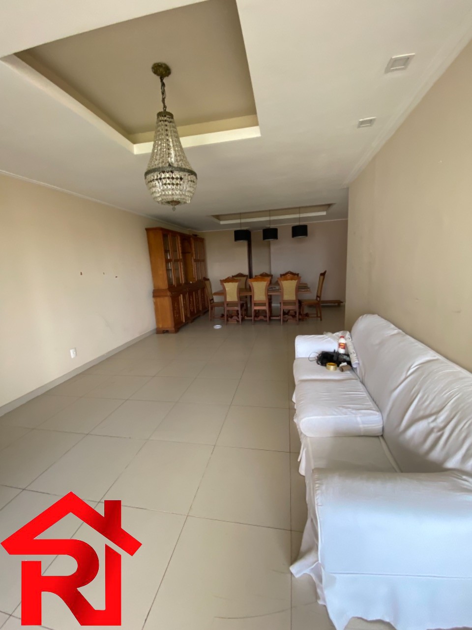 Apartamento para alugar com 4 quartos, 235m² - Foto 3