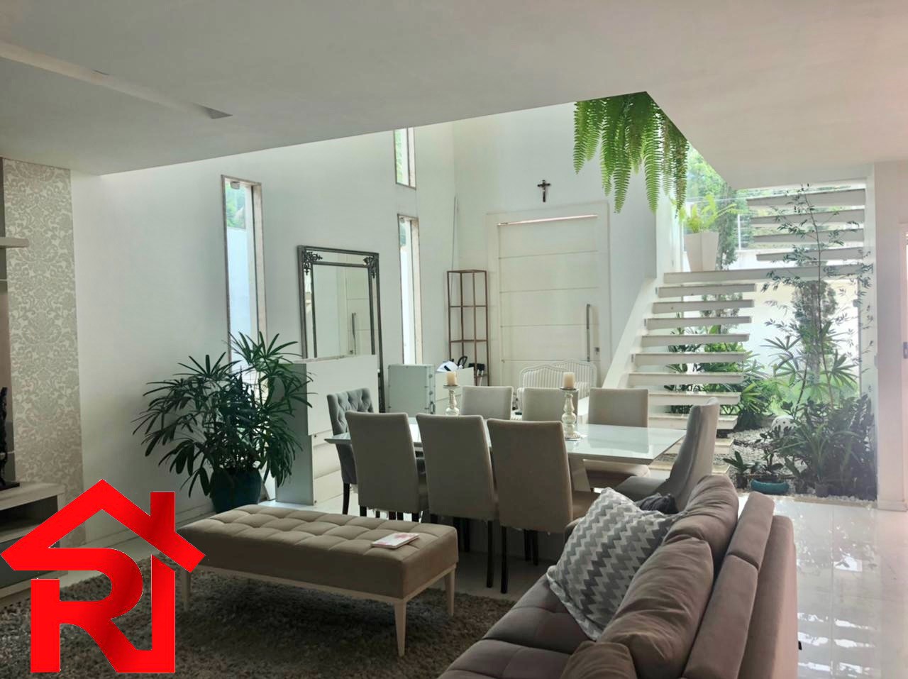 Casa à venda com 3 quartos, 650m² - Foto 10