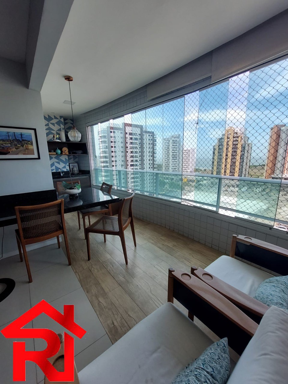 Apartamento à venda com 4 quartos, 155m² - Foto 1