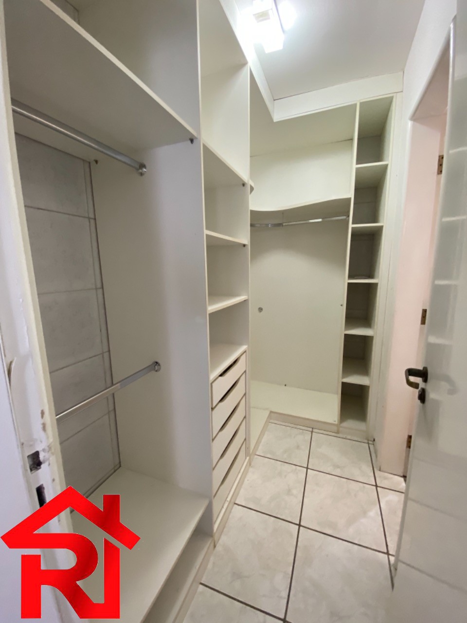 Cobertura à venda com 4 quartos, 240m² - Foto 15