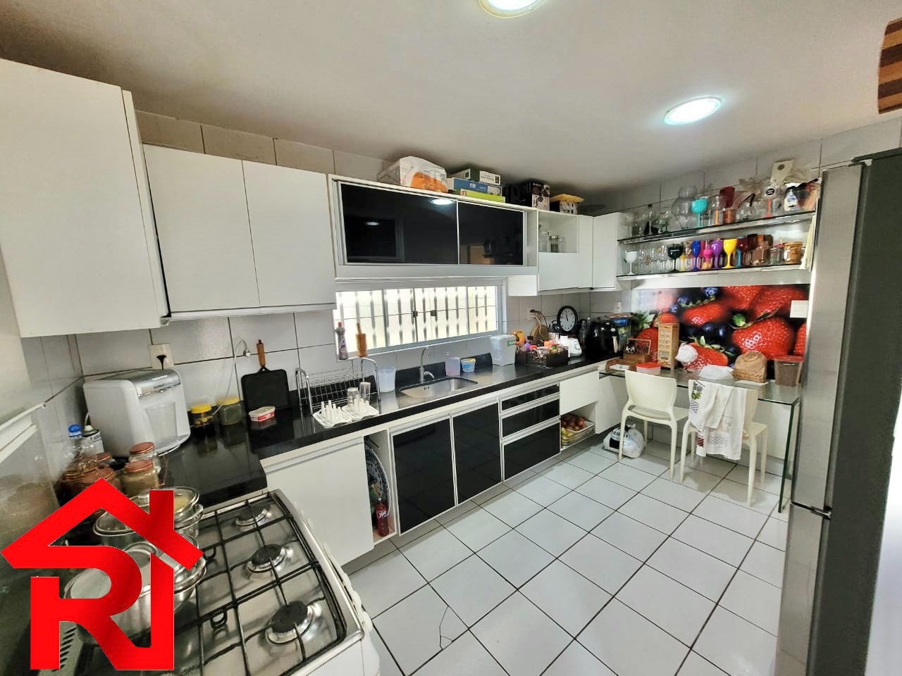 Casa à venda com 4 quartos, 450m² - Foto 9