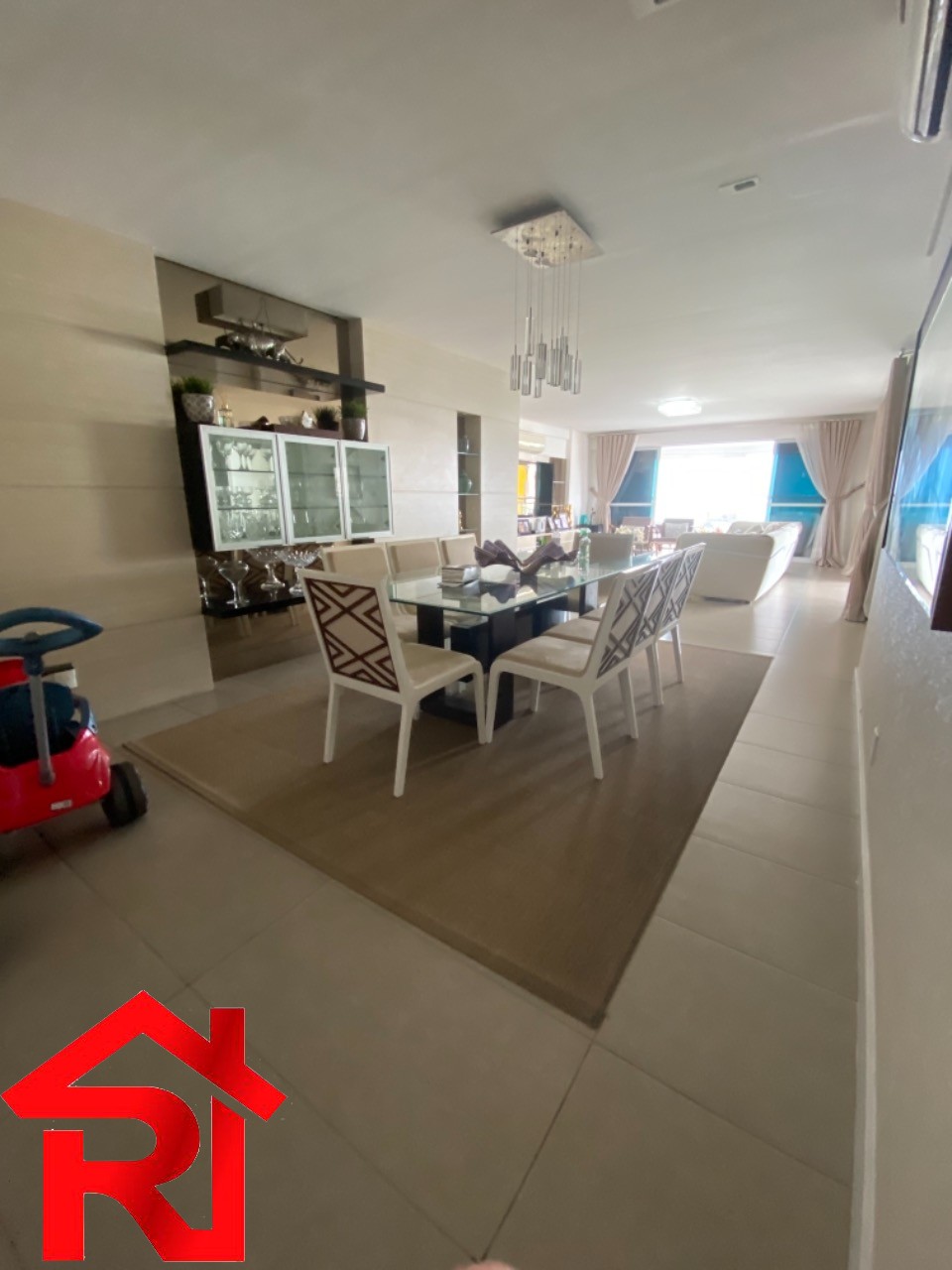 Apartamento à venda com 4 quartos, 250m² - Foto 9