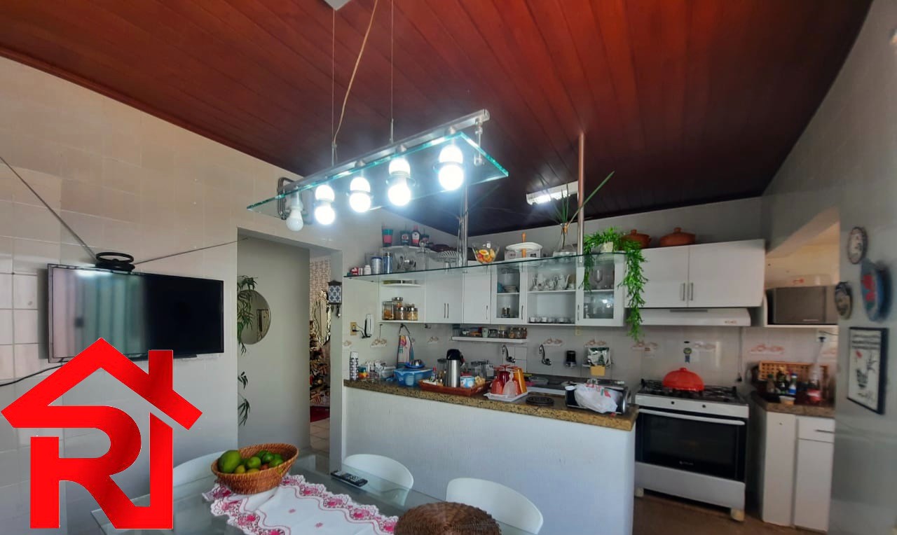 Casa à venda com 3 quartos, 800m² - Foto 9