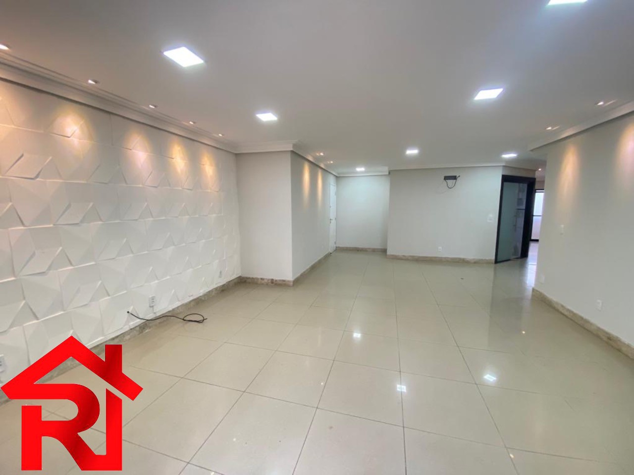 Apartamento à venda e aluguel com 4 quartos, 200m² - Foto 3