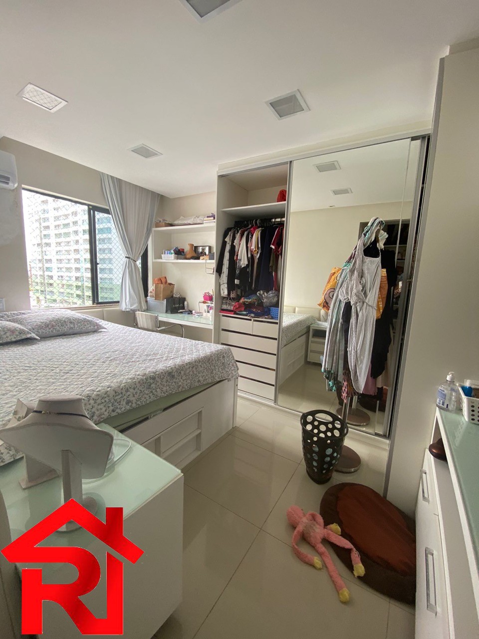 Apartamento à venda com 4 quartos, 199m² - Foto 7