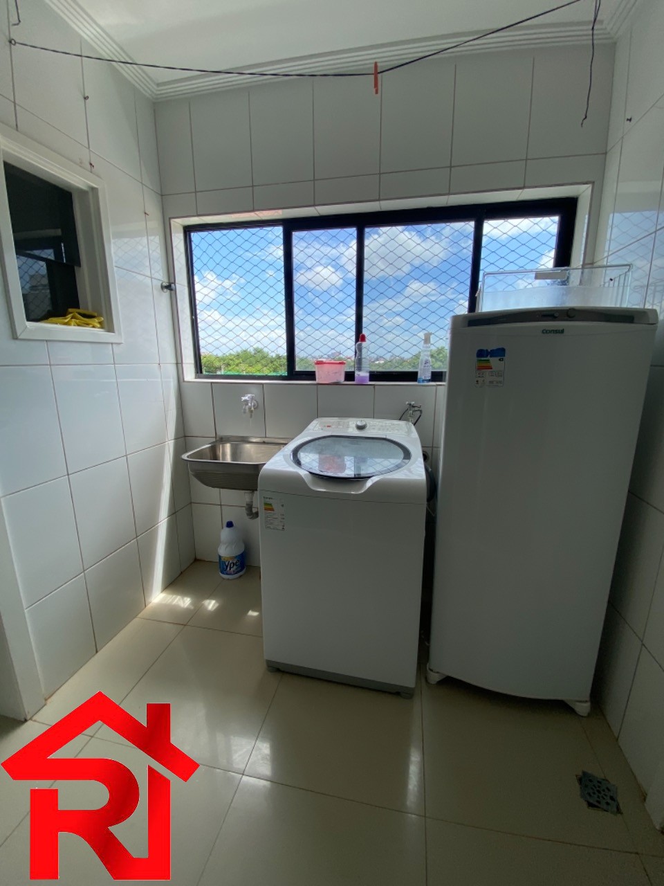 Apartamento para alugar com 3 quartos, 137m² - Foto 5