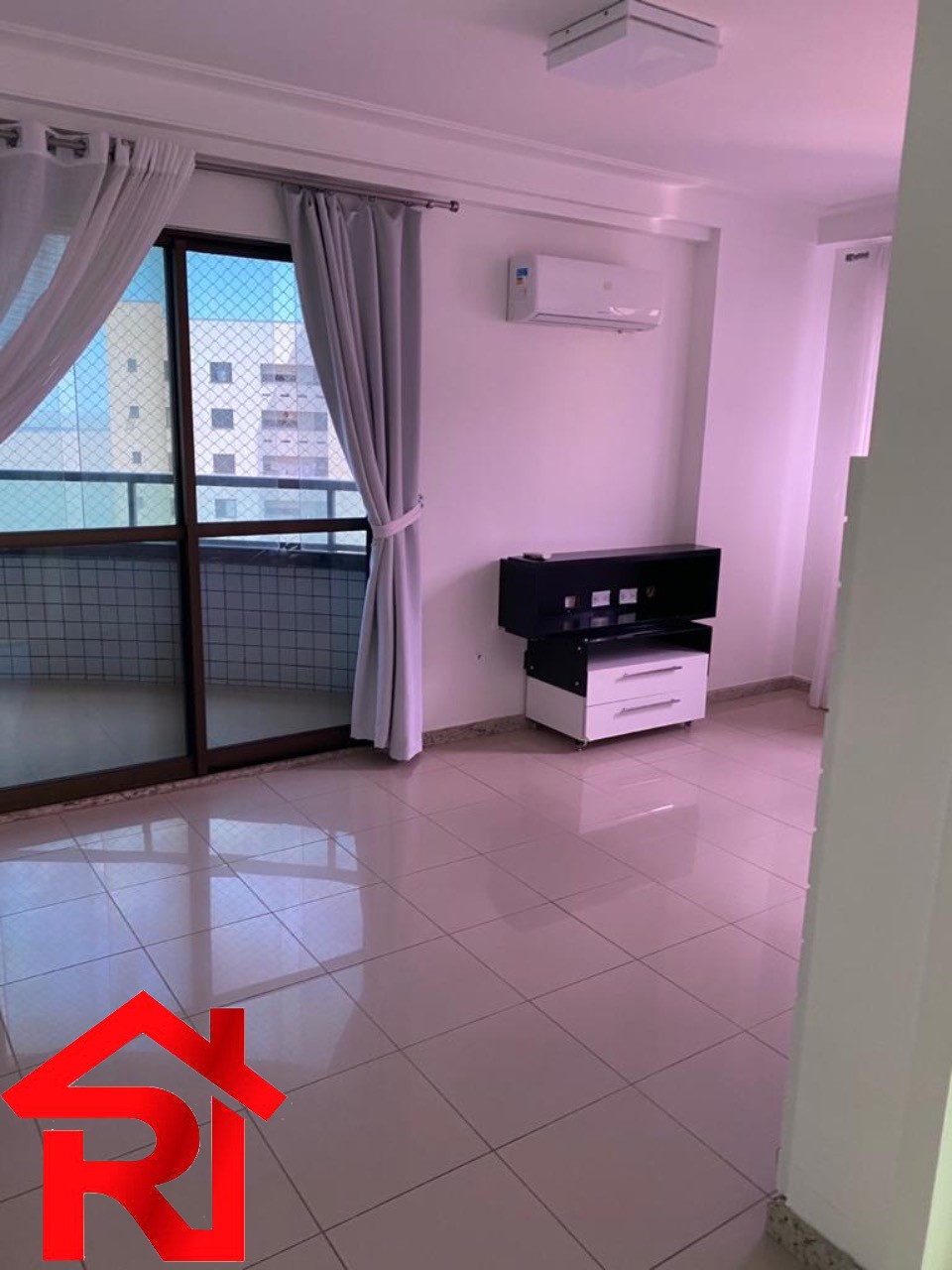 Apartamento à venda com 3 quartos, 156m² - Foto 6