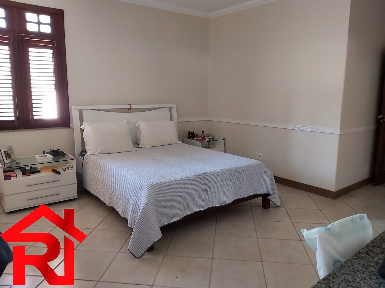 Casa à venda com 3 quartos, 800m² - Foto 14