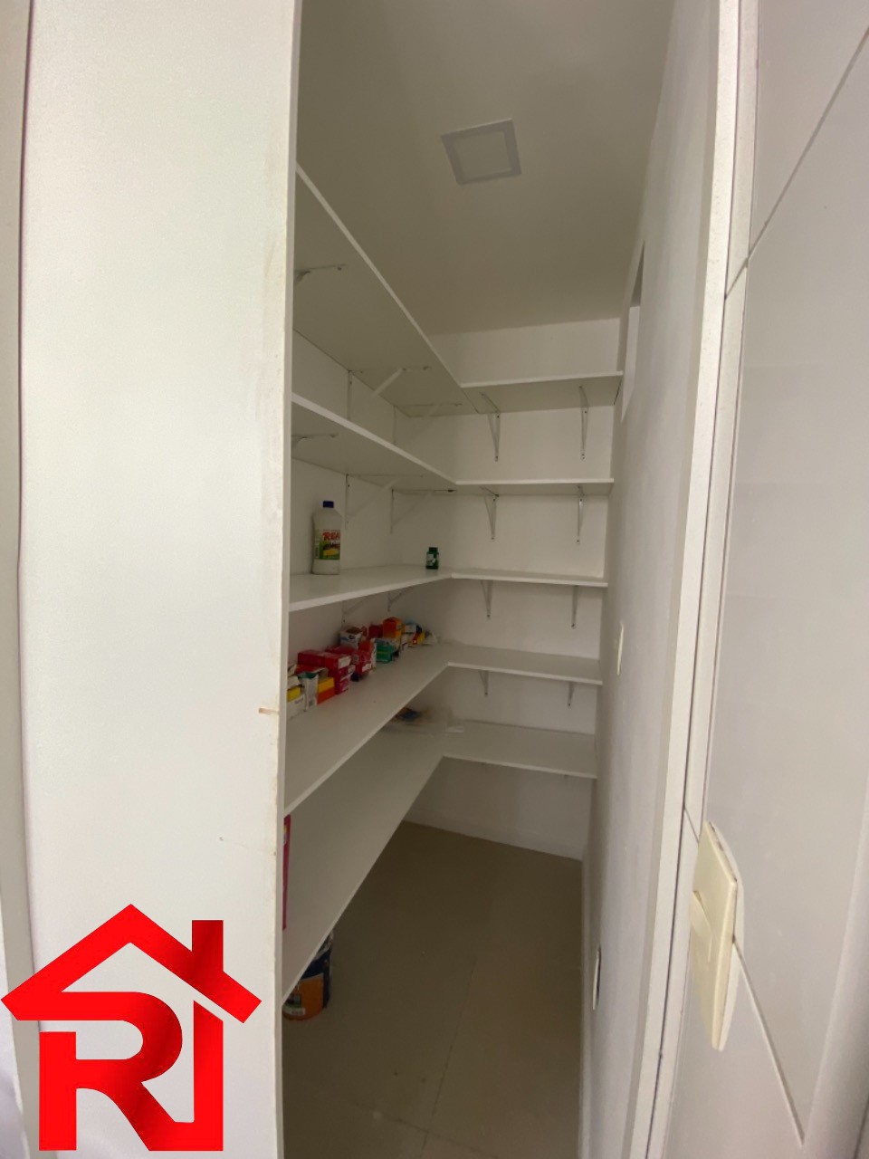 Apartamento à venda com 3 quartos, 136m² - Foto 6