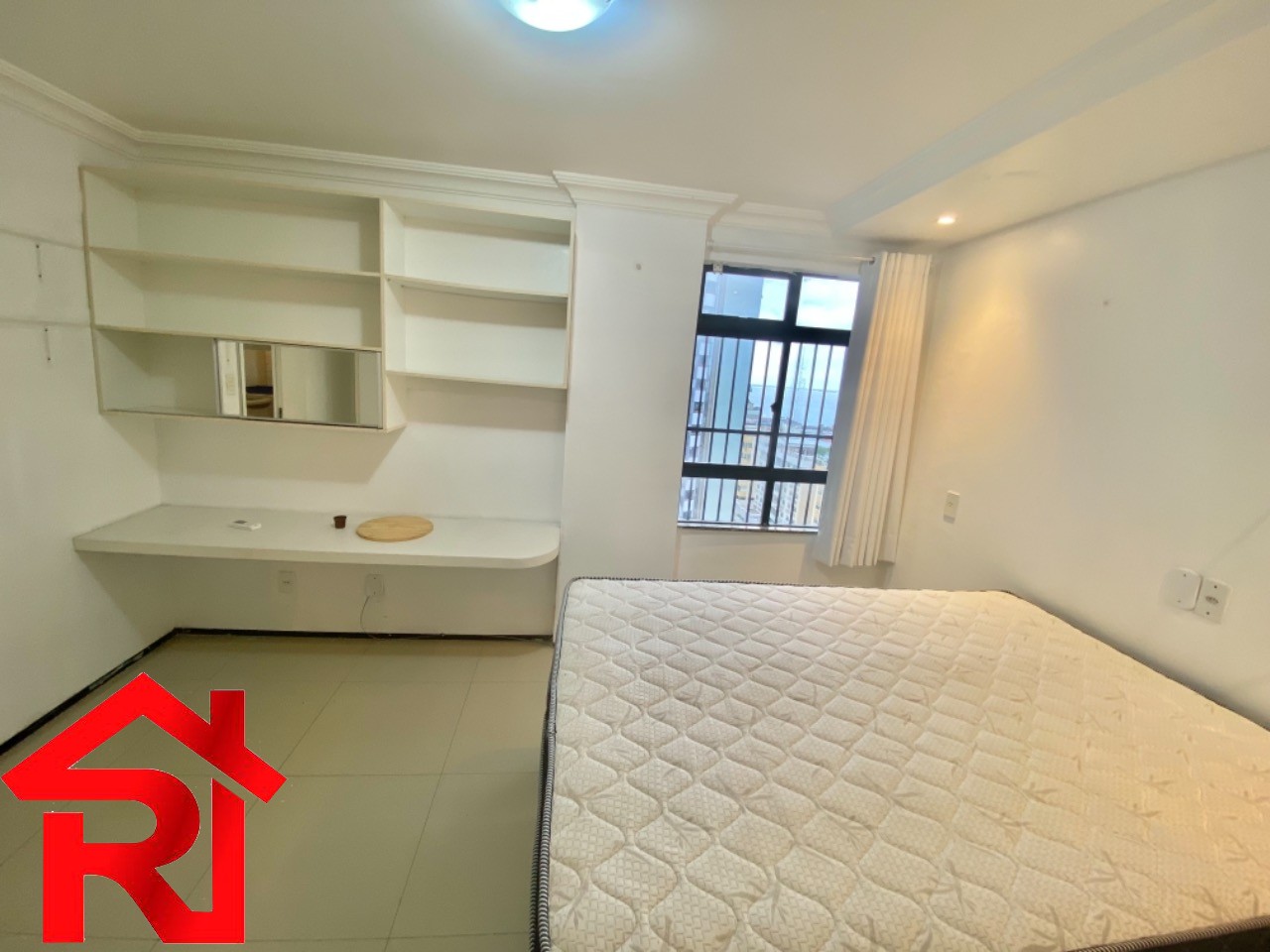 Apartamento à venda com 3 quartos, 146m² - Foto 10