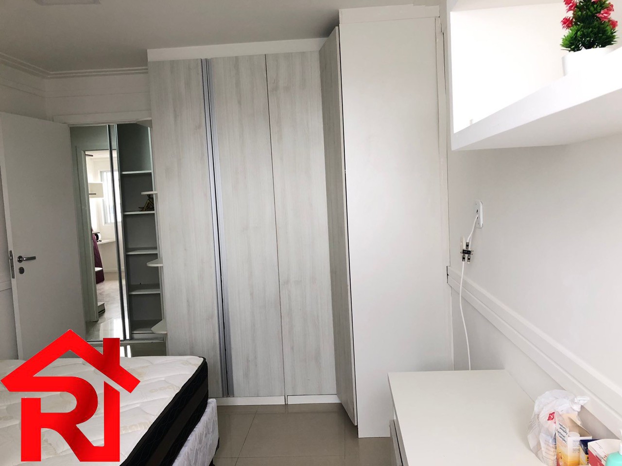 Apartamento à venda com 3 quartos, 136m² - Foto 29