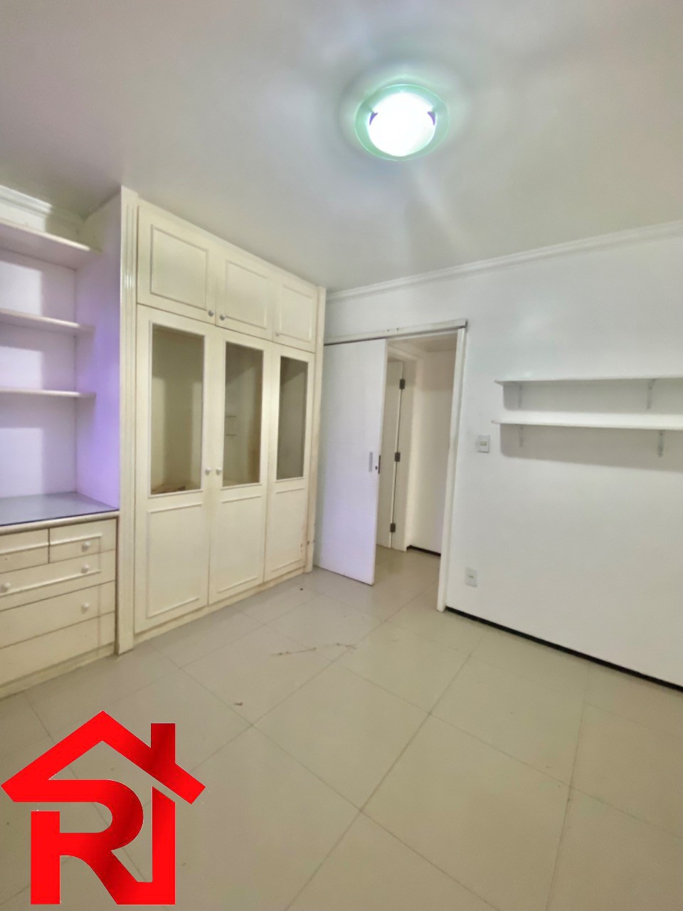 Apartamento à venda com 3 quartos, 146m² - Foto 12