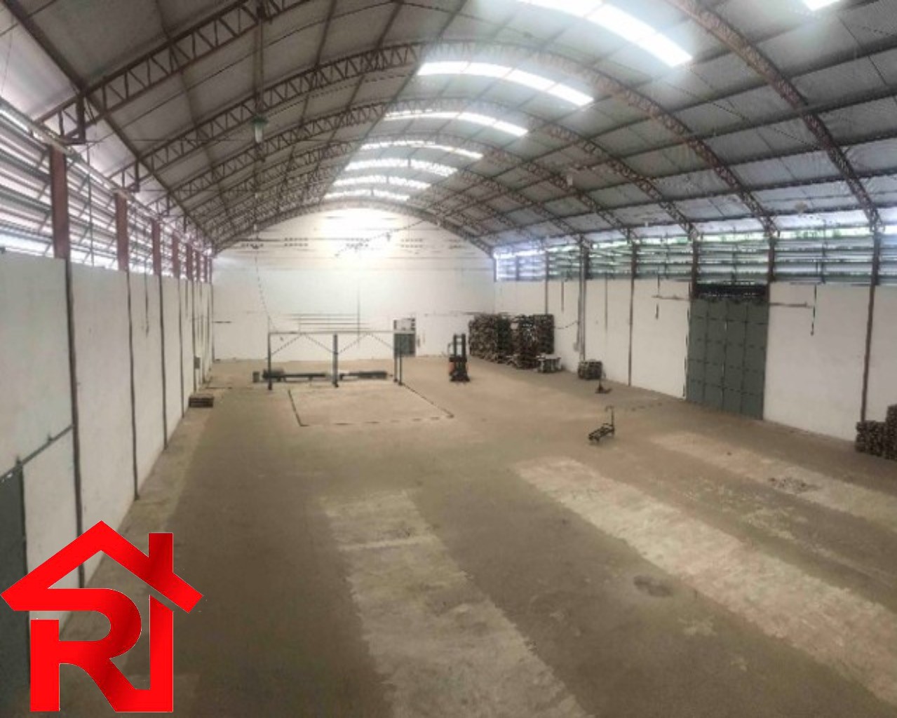 Depósito-Galpão-Armazém para alugar, 3200m² - Foto 2