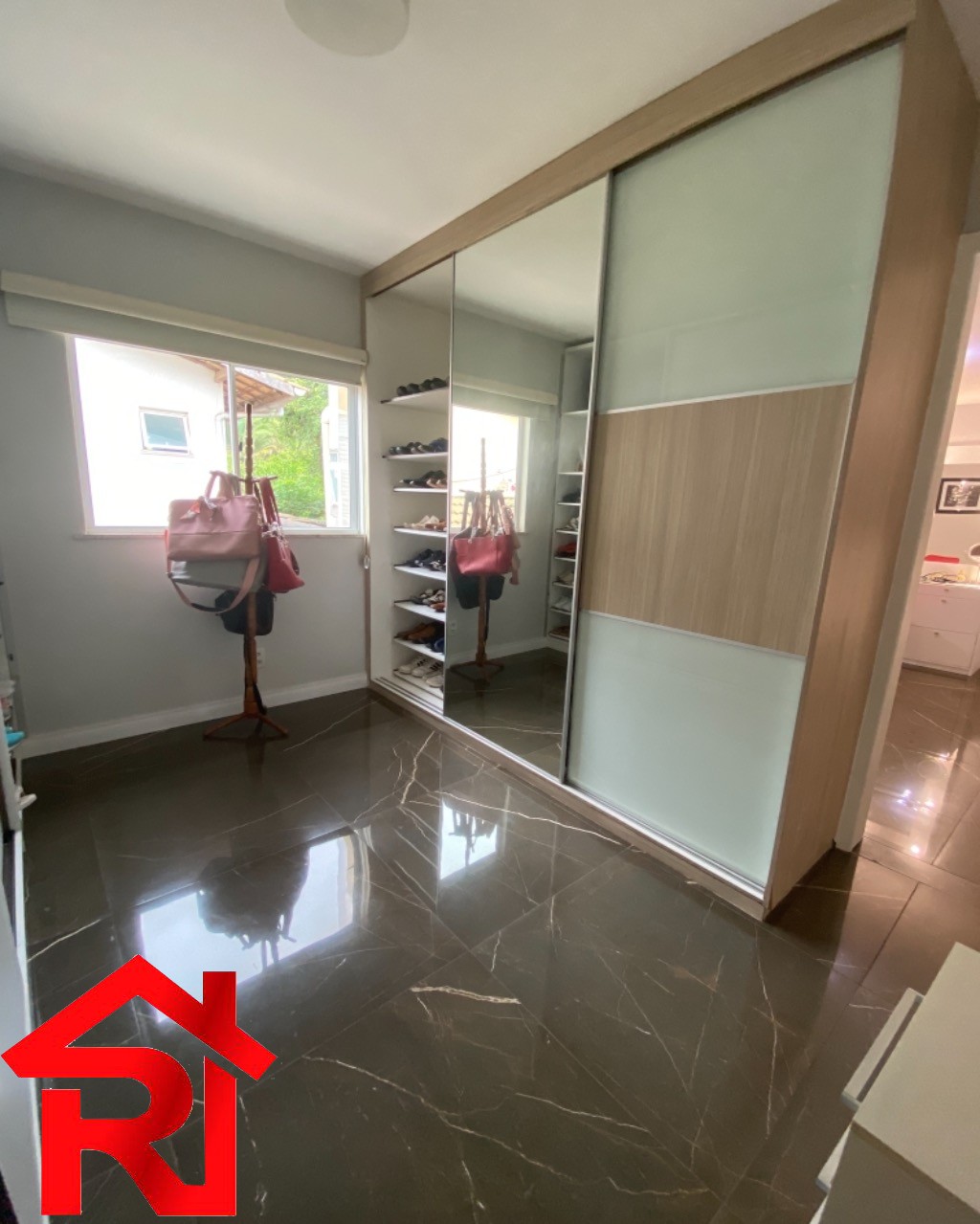 Casa à venda com 3 quartos, 380m² - Foto 26