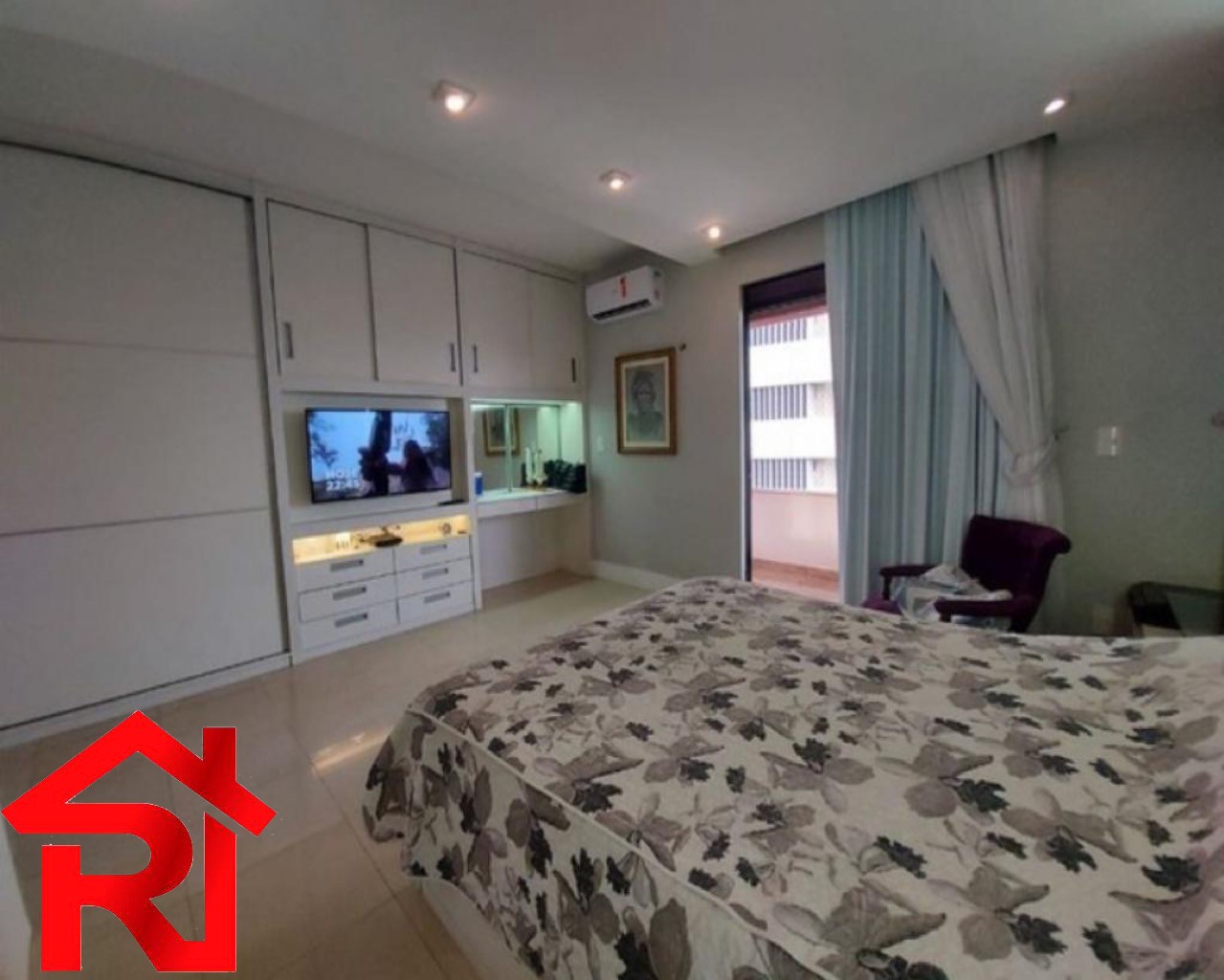 Apartamento à venda com 4 quartos, 217m² - Foto 14