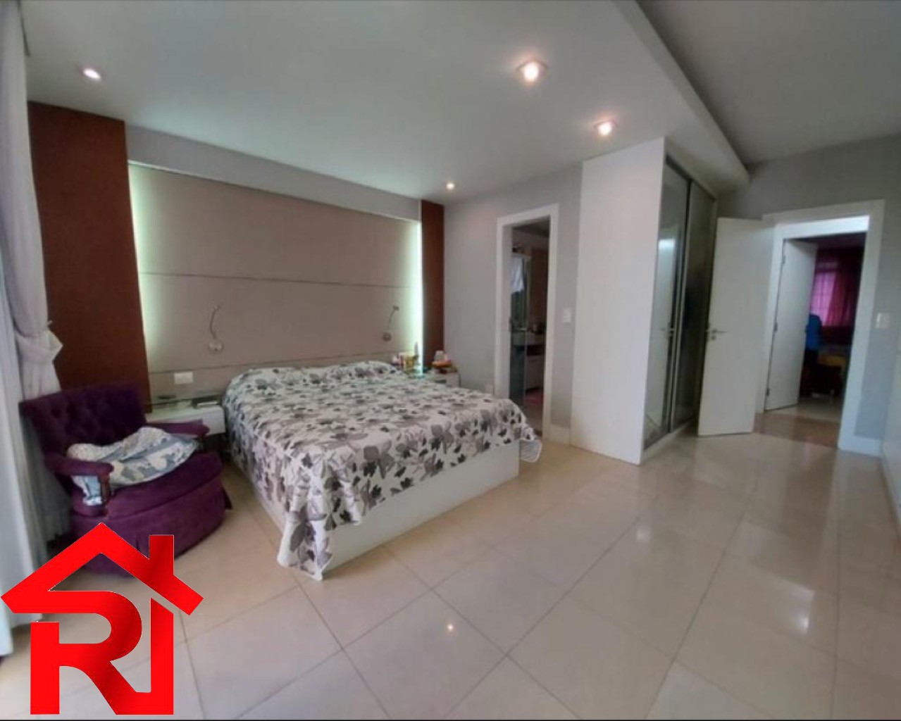 Apartamento à venda com 4 quartos, 217m² - Foto 15