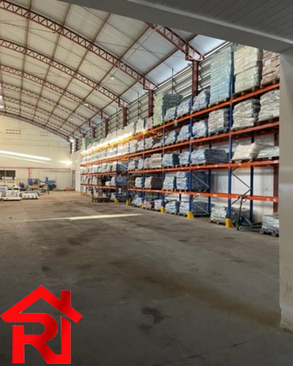 Depósito-Galpão-Armazém para alugar, 3200m² - Foto 1