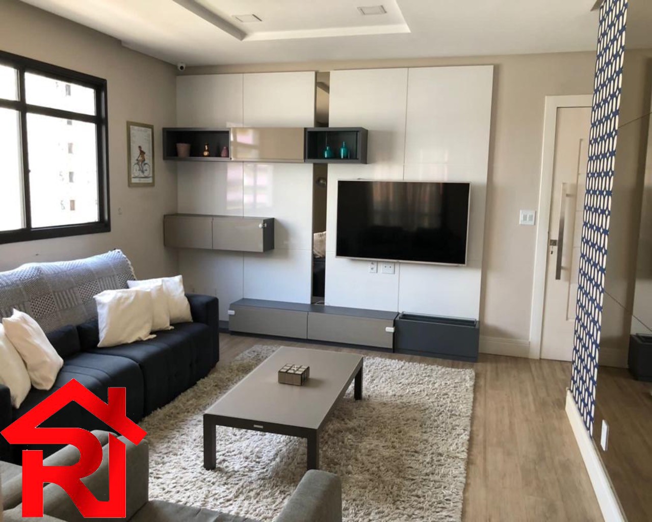 Apartamento à venda com 4 quartos, 140m² - Foto 2