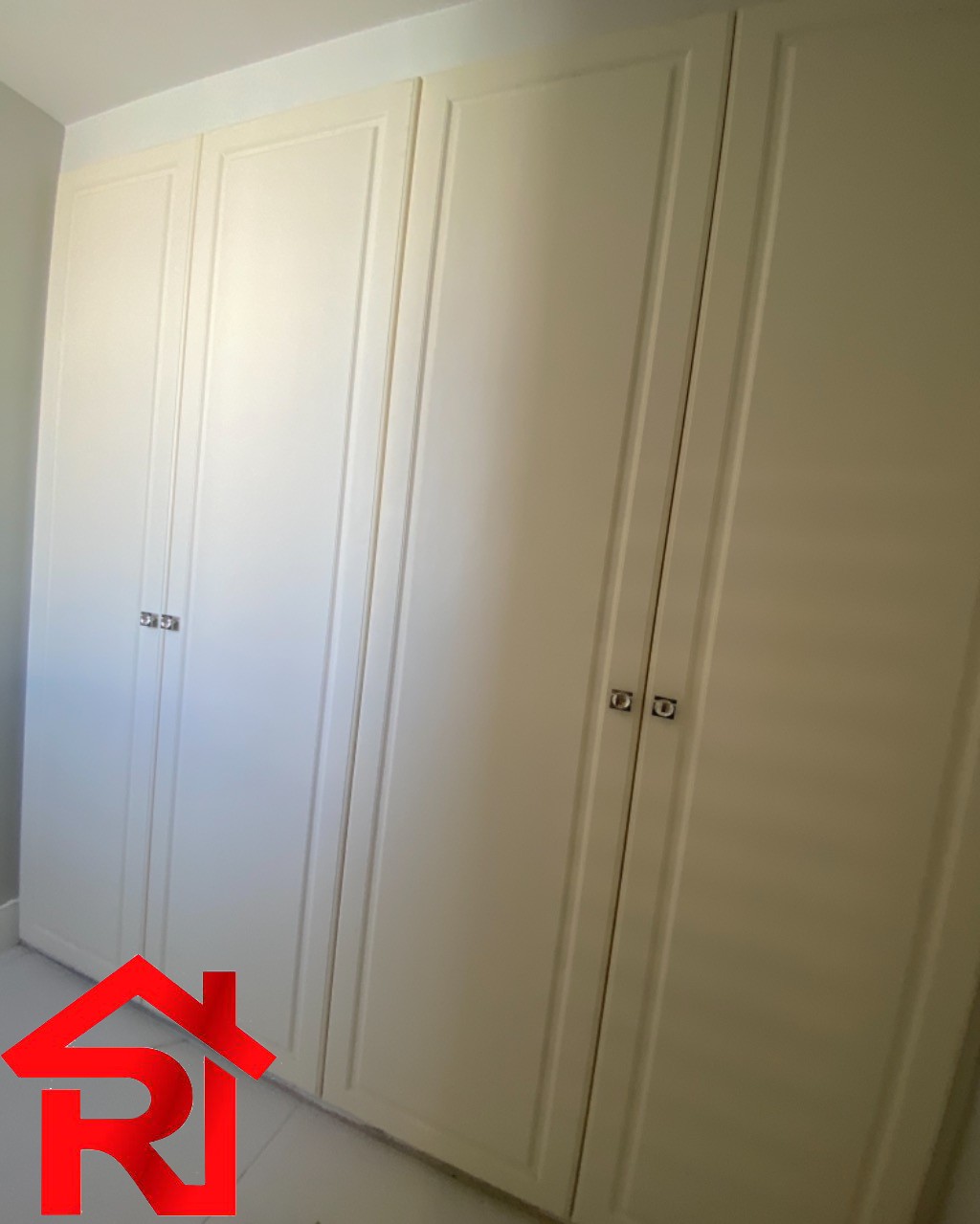 Apartamento à venda com 3 quartos, 178m² - Foto 9