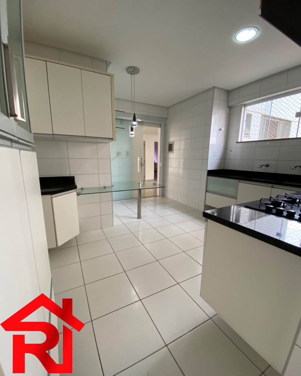 Apartamento à venda e aluguel com 3 quartos, 178m² - Foto 2